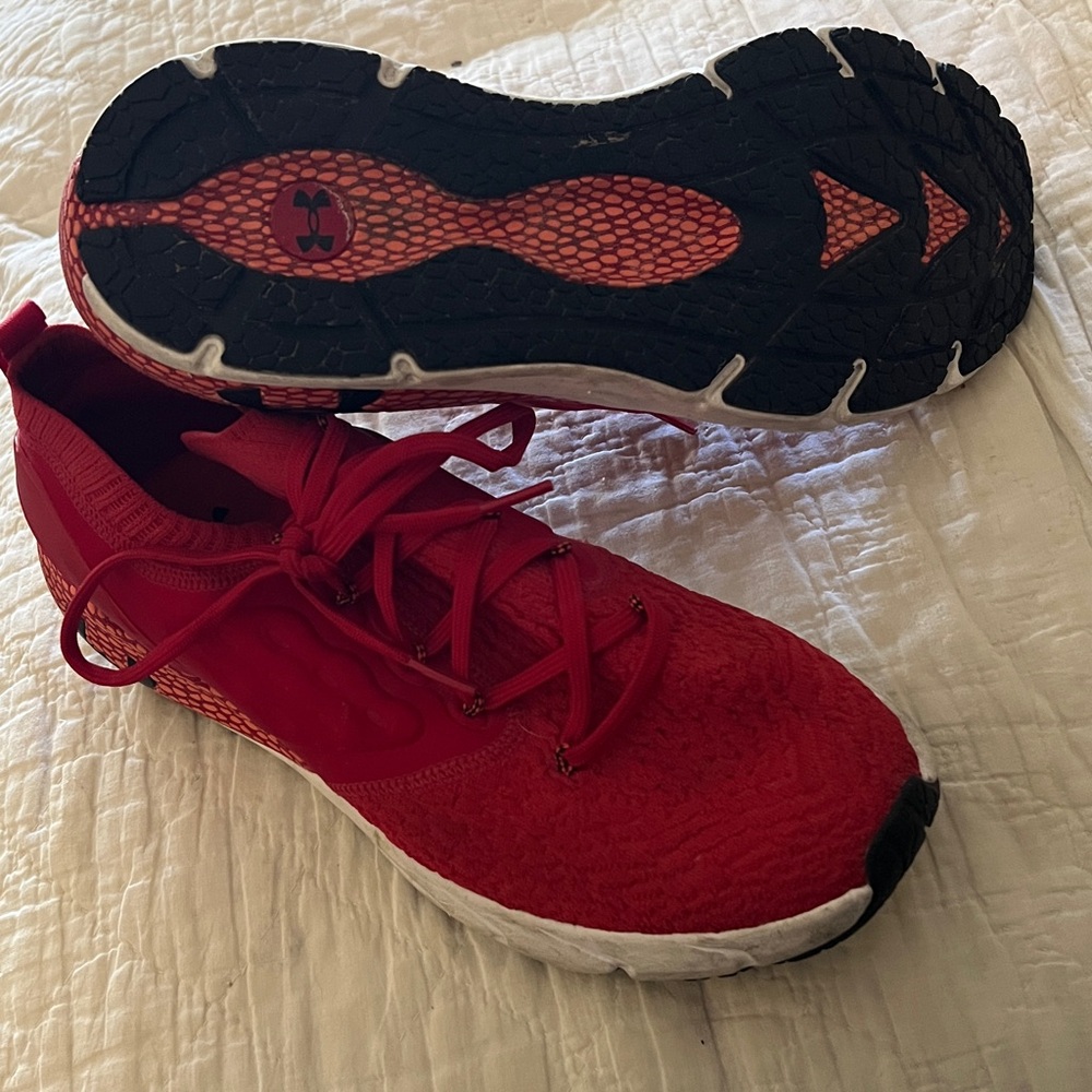 Under Armour HOVR Phantom